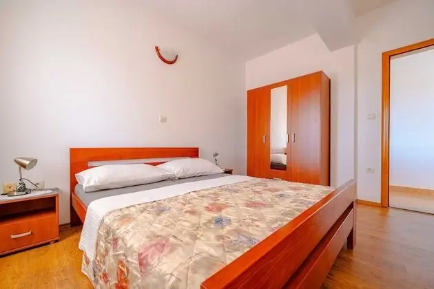 Apart Daire (Two Bedroom Apartment with Balcony)