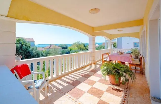 Apart Daire (Two Bedroom Apartment with Balcony)