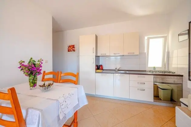 Apart Daire (Two Bedroom Apartment with Balcony)