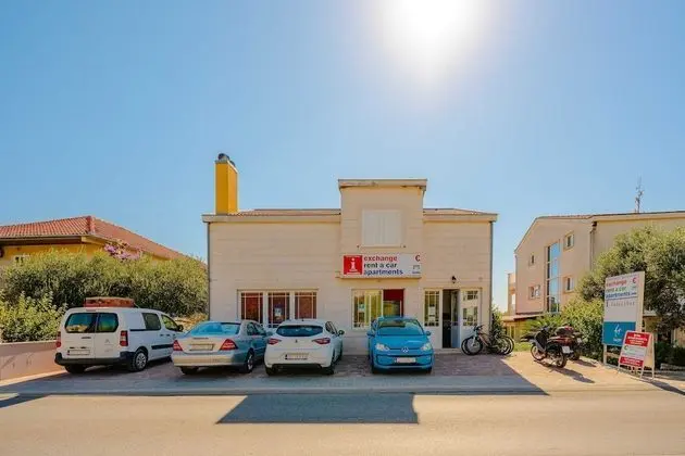 Apart Daire (Two Bedroom Apartment with Balcony)