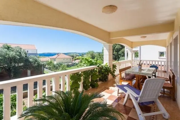 Apart Daire (Two Bedroom Apartment with Balcony)