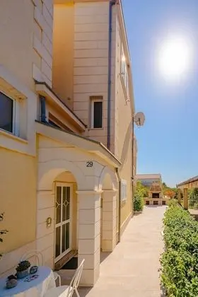 Apart Daire (Two Bedroom Apartment with Terrace)