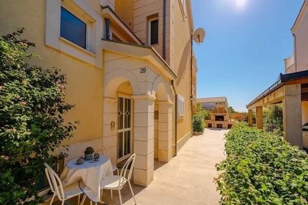 Apart Daire (Two Bedroom Apartment with Terrace)