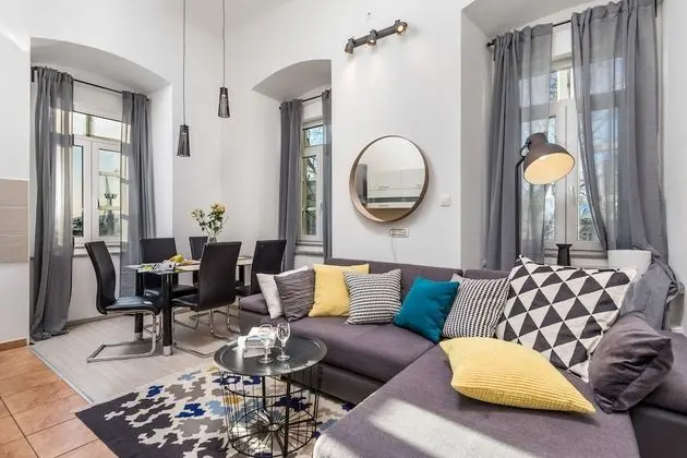 Apart Daire, Deniz Manzaralı