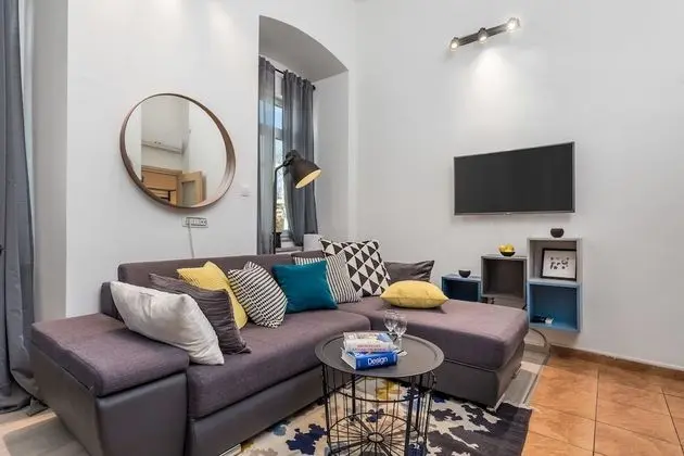 Apart Daire, Deniz Manzaralı