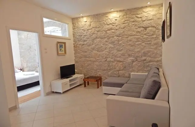 Apart Daire, Bahçe Manzaralı