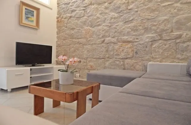 Apart Daire, Bahçe Manzaralı