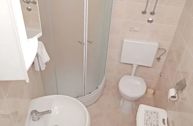 Apart Daire, Bahçe Manzaralı