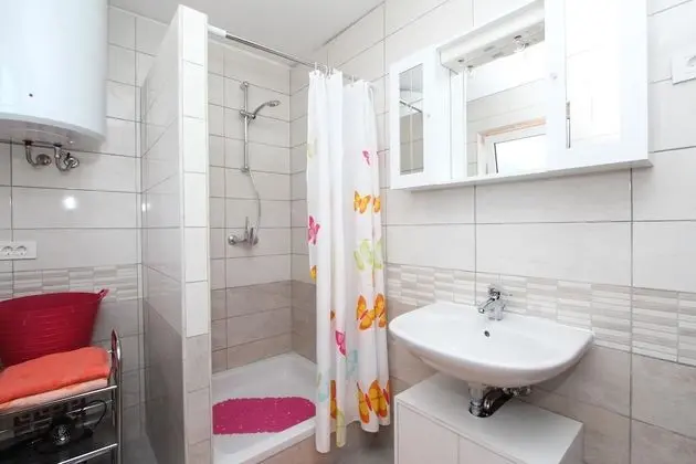 Apart Daire, 2 Yatak Odası, Balkon, Deniz Manzaralı