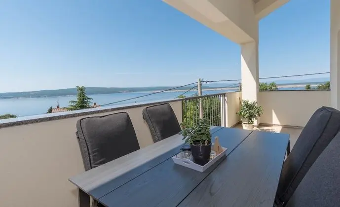 Deluxe Apartment 1