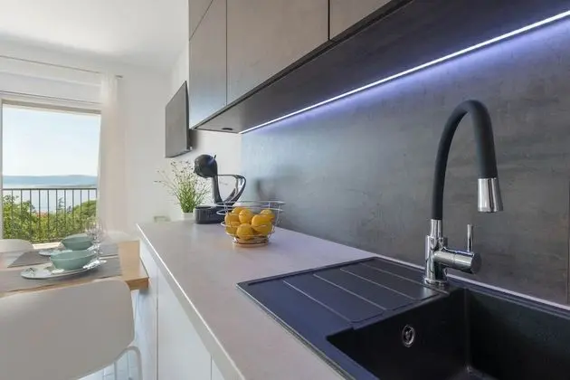 Deluxe Apartment 1