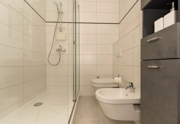 Deluxe Apartment 2