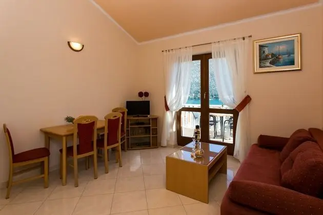 Comfort Apart Daire, 1 Yatak Odası, Buzdolabı, Deniz Manzaralı