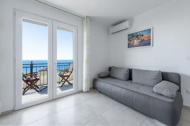 Apart Daire, Deniz Manzaralı