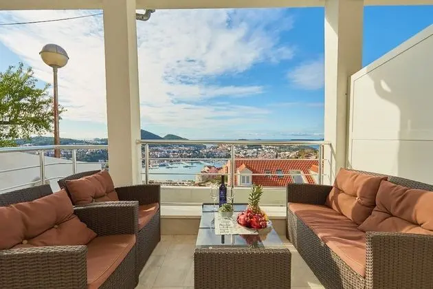 Apart Daire, 2 Yatak Odası, Teras, Deniz Manzaralı