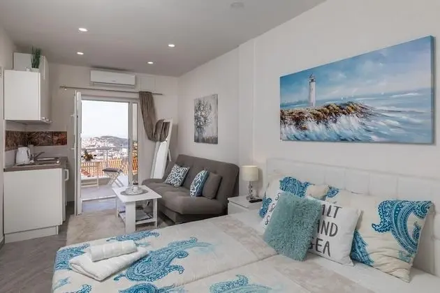 Stüdyo, Teras, Deniz Manzaralı