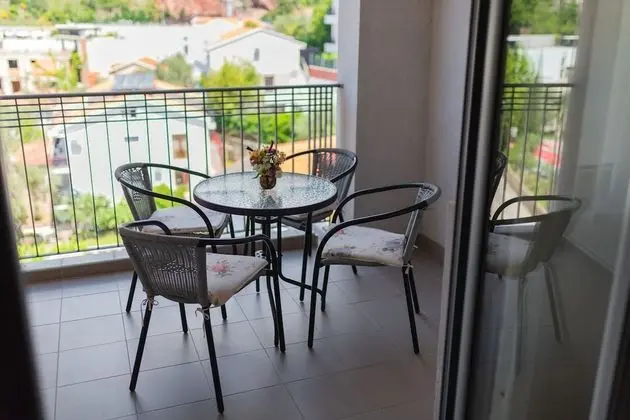 Standard Apart Daire, 1 Yatak Odası, Sigara İçilmez, Kısmi Deniz Manzaralı