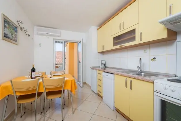 Apart Daire, 2 Yatak Odası, Balkon, Deniz Manzaralı (1)