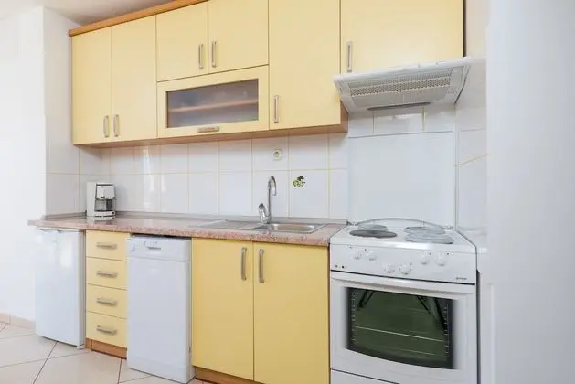 Apart Daire, 2 Yatak Odası, Balkon, Deniz Manzaralı (1)