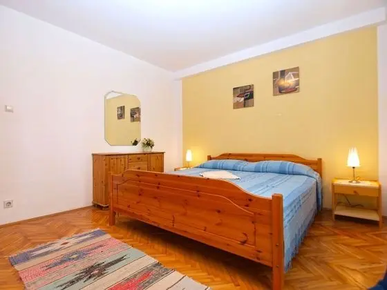 Apart Daire, 3 Yatak Odası (1493/14310)