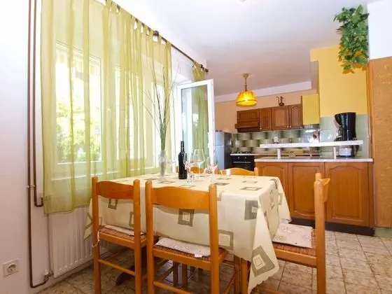 Apart Daire, 3 Yatak Odası (1493/14310)