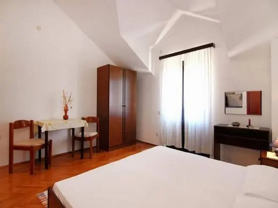 Stüdyo (Studio with Balcony and Sea View)
