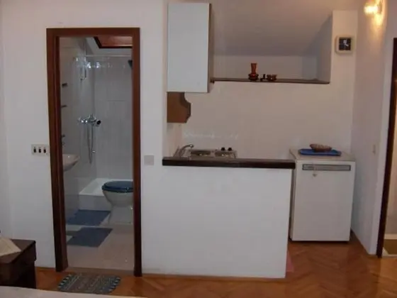 Stüdyo (Studio with Balcony and Sea View)