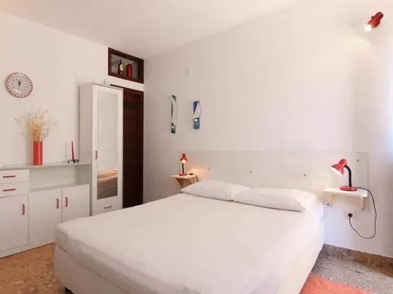 Stüdyo (Studio With Terrace and Sea View)
