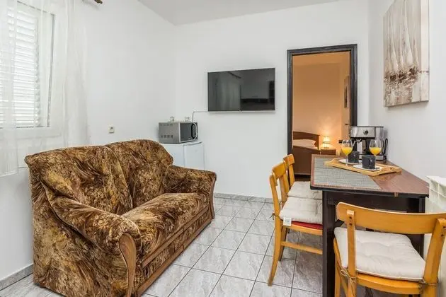 Classic Apartment A3