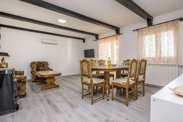 Economy Apartment A1