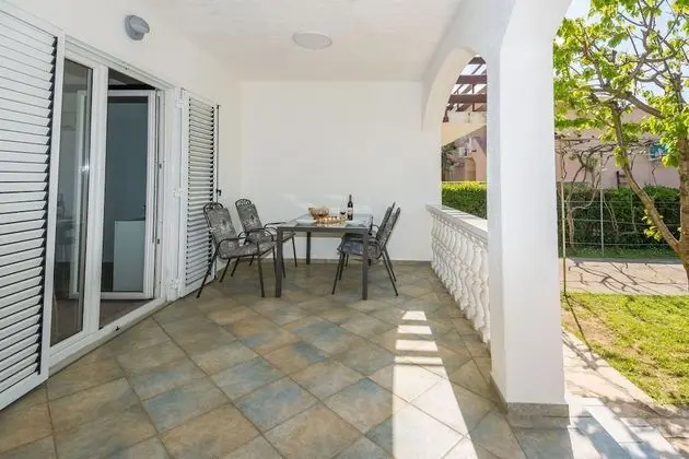 Economy Apartment A1