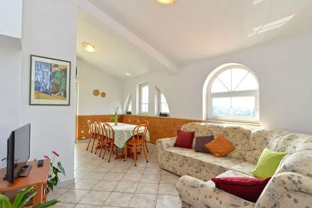 Apart Daire, 4 Yatak Odası (624/1491)