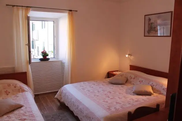 Apart Daire (Nerio Placa)