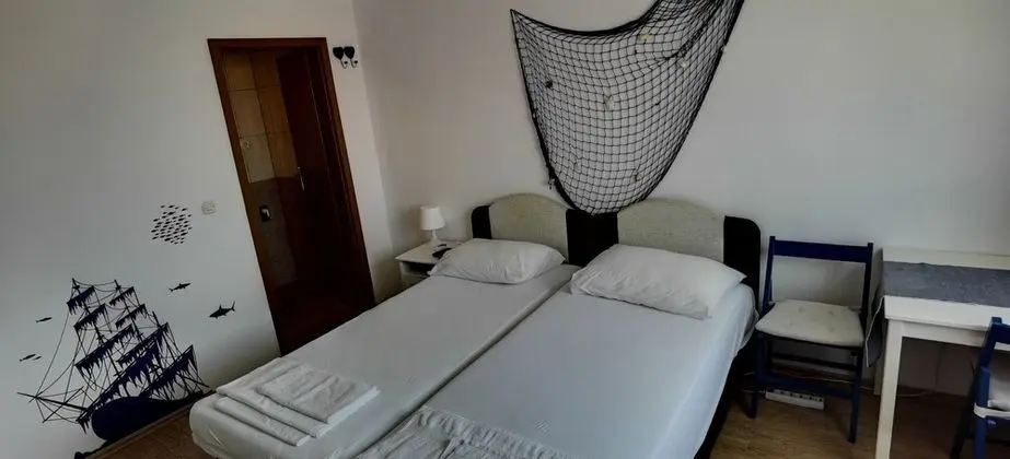City Tek Büyük veya İki Ayrı Yataklı Oda