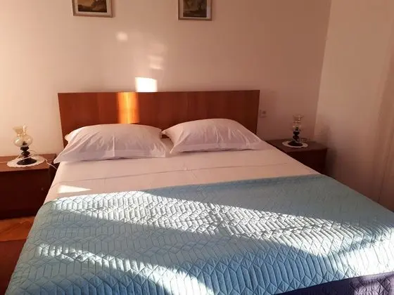 Apart Daire, 2 Yatak Odası (2)