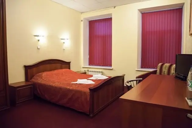 Comfort Tek Büyük Yataklı Oda