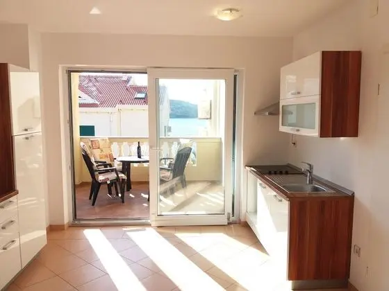 Apart Daire, Deniz Manzaralı (A1)