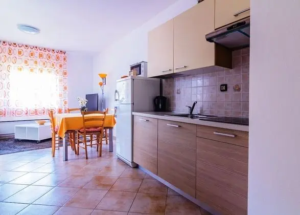 Apart Daire, 2 Yatak Odası, Balkon