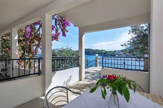 Apart Daire, 1 Yatak Odası, Deniz Manzaralı, Zemin Kat