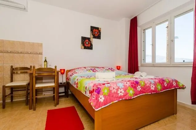 Stüdyo, Deniz Manzaralı