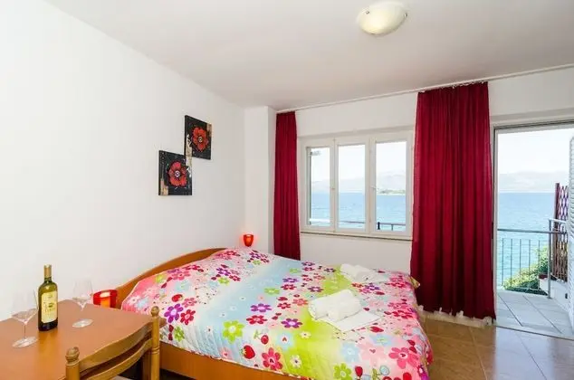 Stüdyo, Deniz Manzaralı