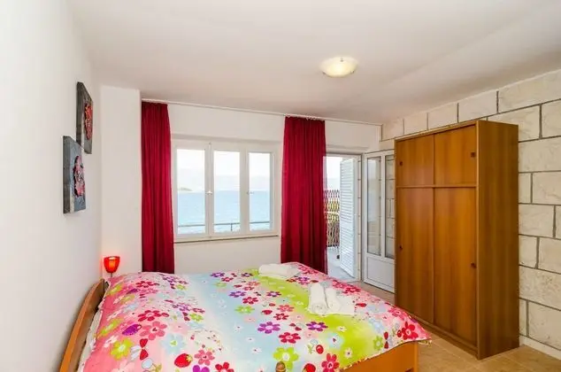 Stüdyo, Deniz Manzaralı