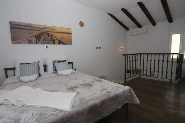 Deluxe Stüdyo Süit