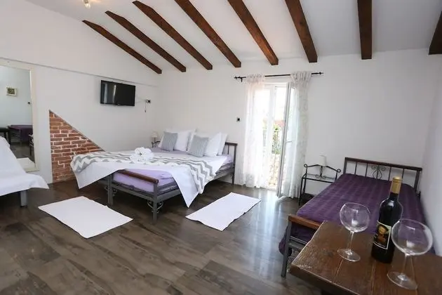 Deluxe Stüdyo Süit
