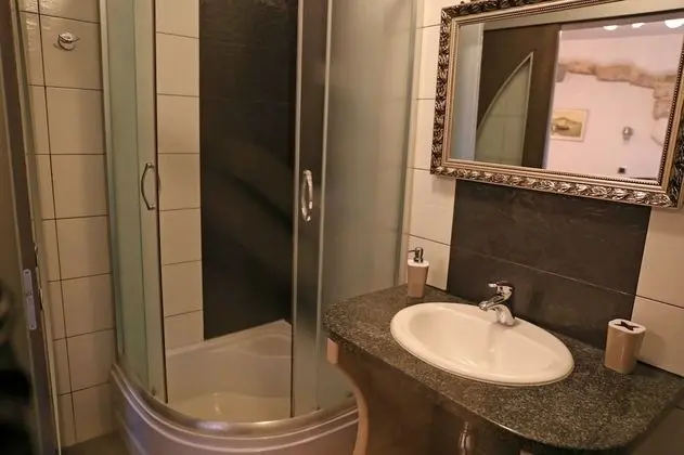 Deluxe Stüdyo Süit