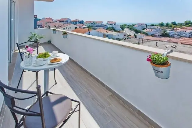 Comfort Apart Daire, Teras, Deniz Manzaralı