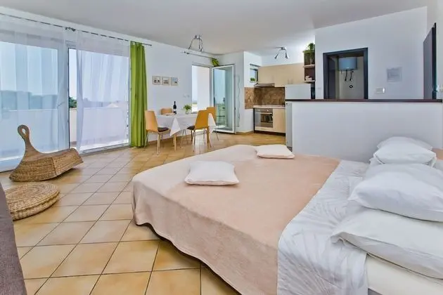 Superior Apart Daire, Teras, Deniz Manzaralı