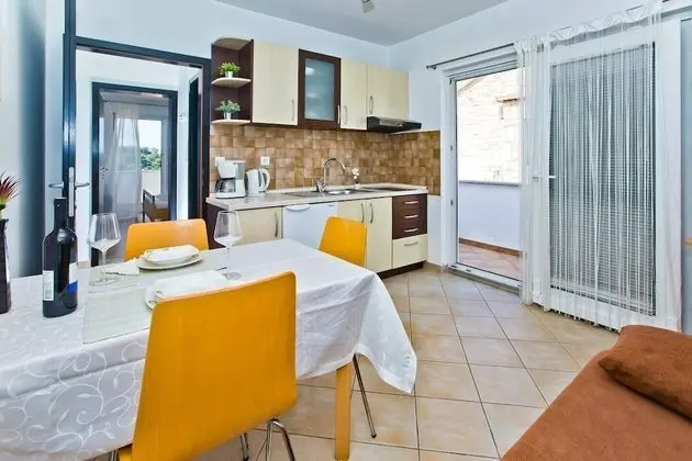 Superior Apart Daire, Teras, Deniz Manzaralı