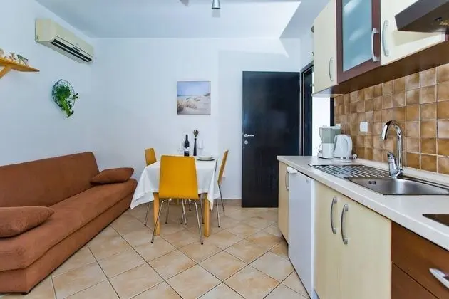 Superior Apart Daire, Teras, Deniz Manzaralı