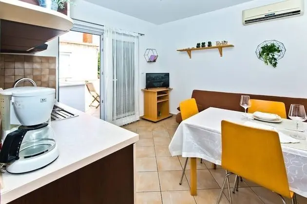 Superior Apart Daire, Teras, Deniz Manzaralı